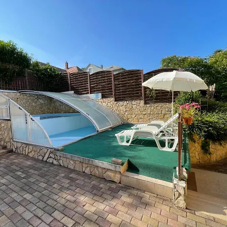 Апарт-отель Garda Wellness Apartmanhaz