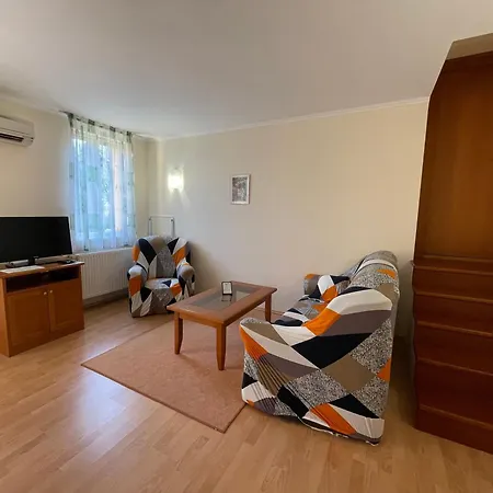 Garda Wellness Apartmanhaz Héviz