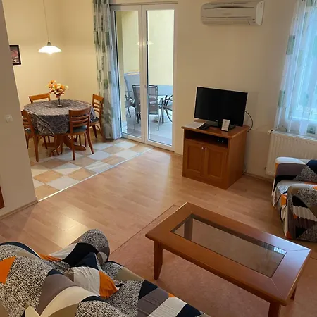 Garda Wellness Apartmanhaz Hotel apartamentowy