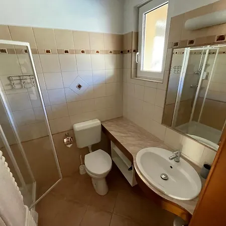 Garda Wellness Apartmanhaz 4* Héviz