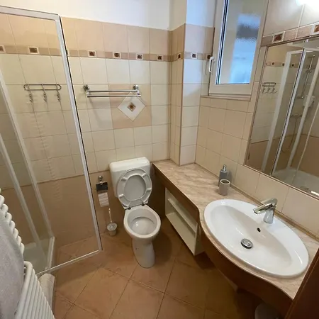 Hotel apartamentowy Garda Wellness Apartmanhaz