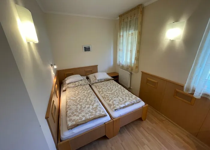 Aparthotel Garda Wellness Apartmanhaz 4*
