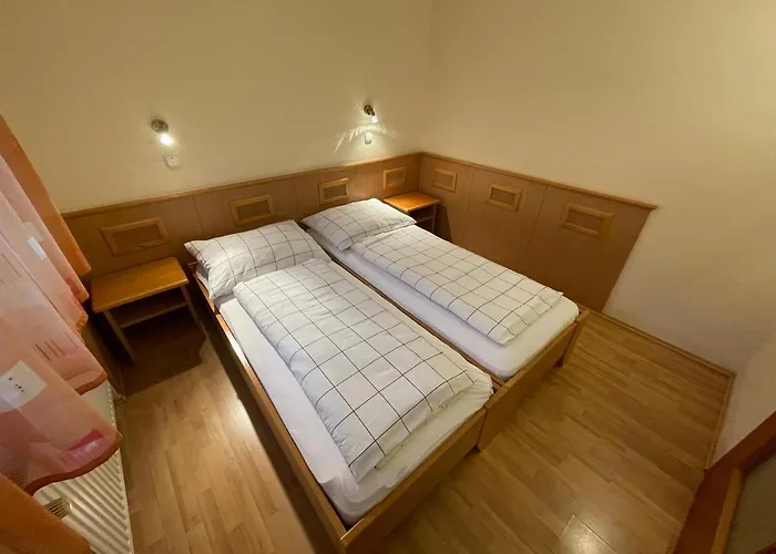 Garda Wellness Apartmanhaz Aparthotel 4*