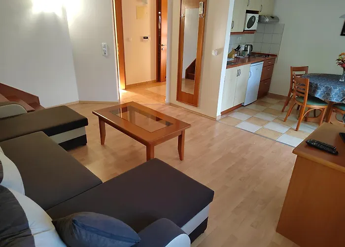 Aparthotel Garda Wellness Apartmanhaz Heviz